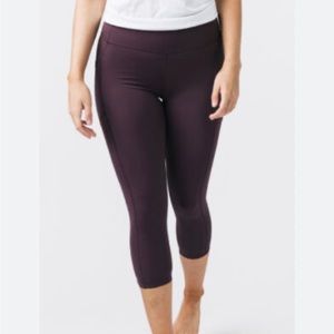 Zyia Cropped Pant. Size 6-8